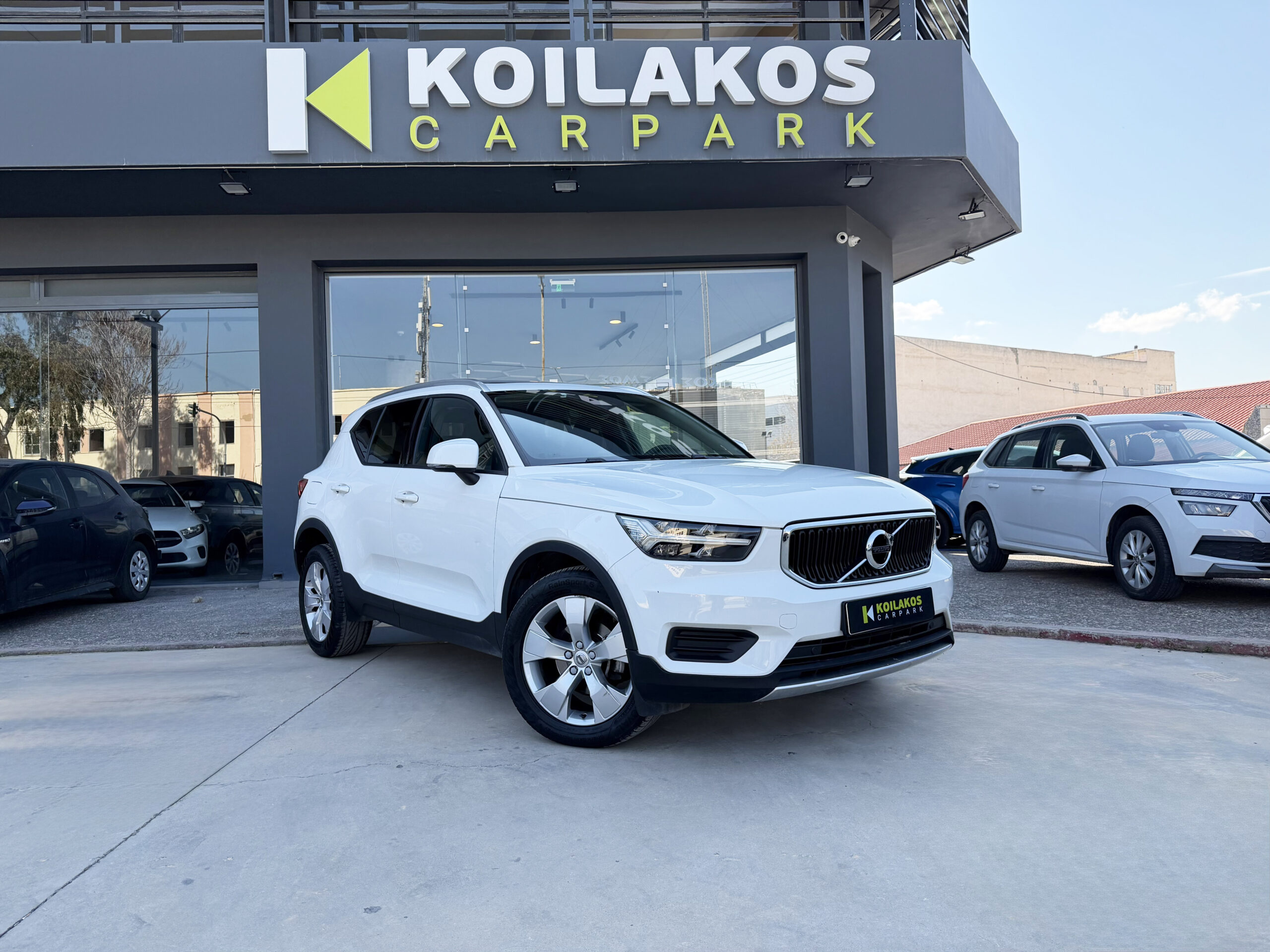 VOLVO XC40 T3 MOMENTUM 2019 – 3πλή Εγγύηση